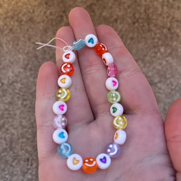 Beaded preppy bracelet - Picture 2 of 2